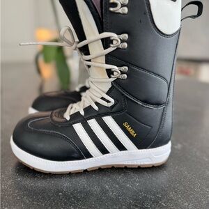 Adidas Samba ADV Snowboard Boots